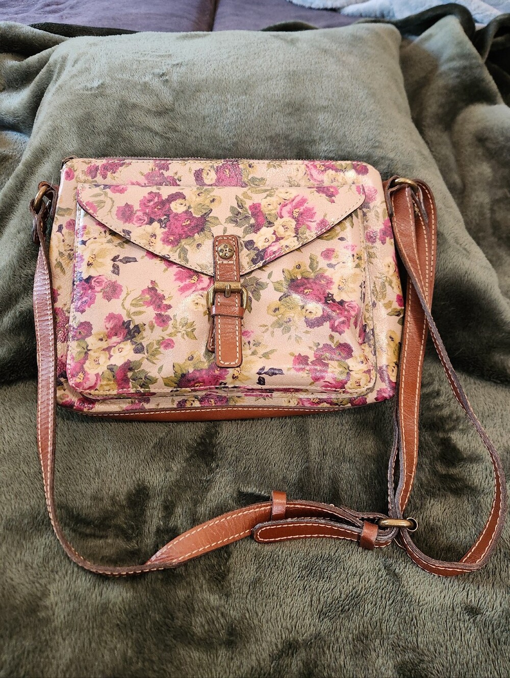 Patricia Nash Floral Crossbody Shoulder Bag with Brown Trim